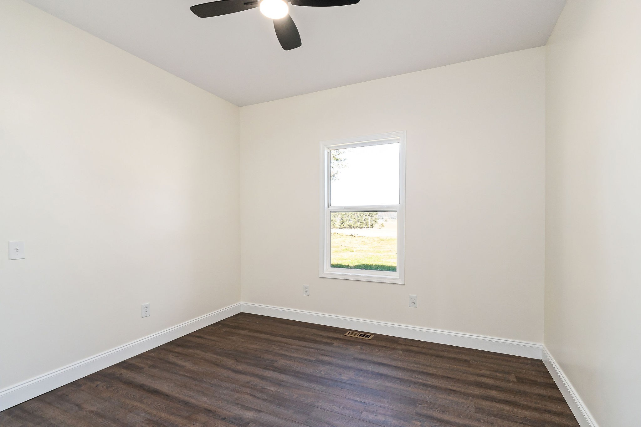 899 Charles Golden Road Sparta, TN 38583 - Photo 17 of 38 Gallery Image 17