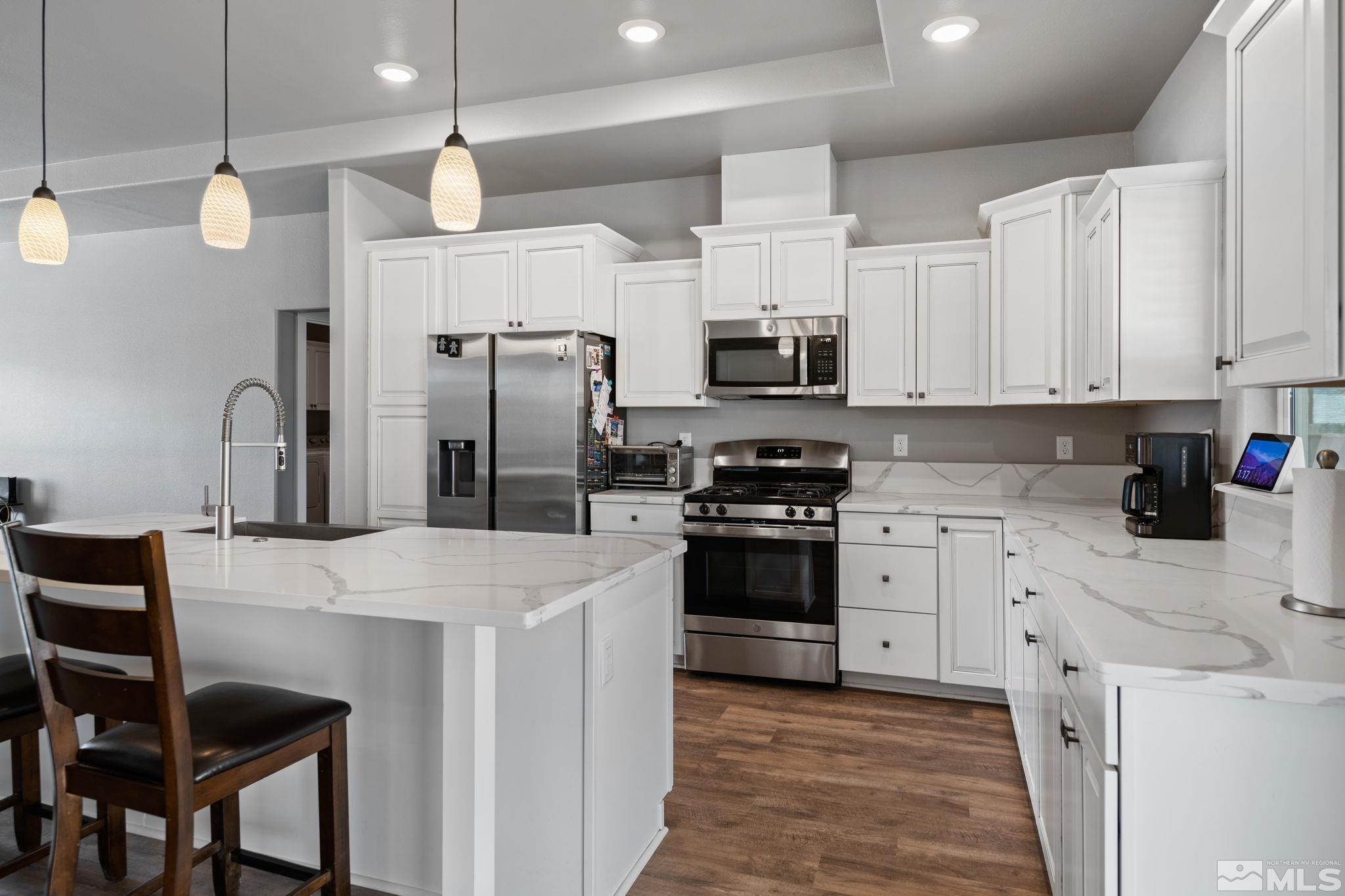 688 Teakwood Road Dayton, NV 89403 - Photo 7 of 20 Photo 7
