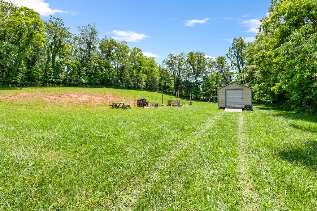 1277 Castleton Road Max Meadows, VA 24360 - Photo 36 of 51 Gallery Image 36
