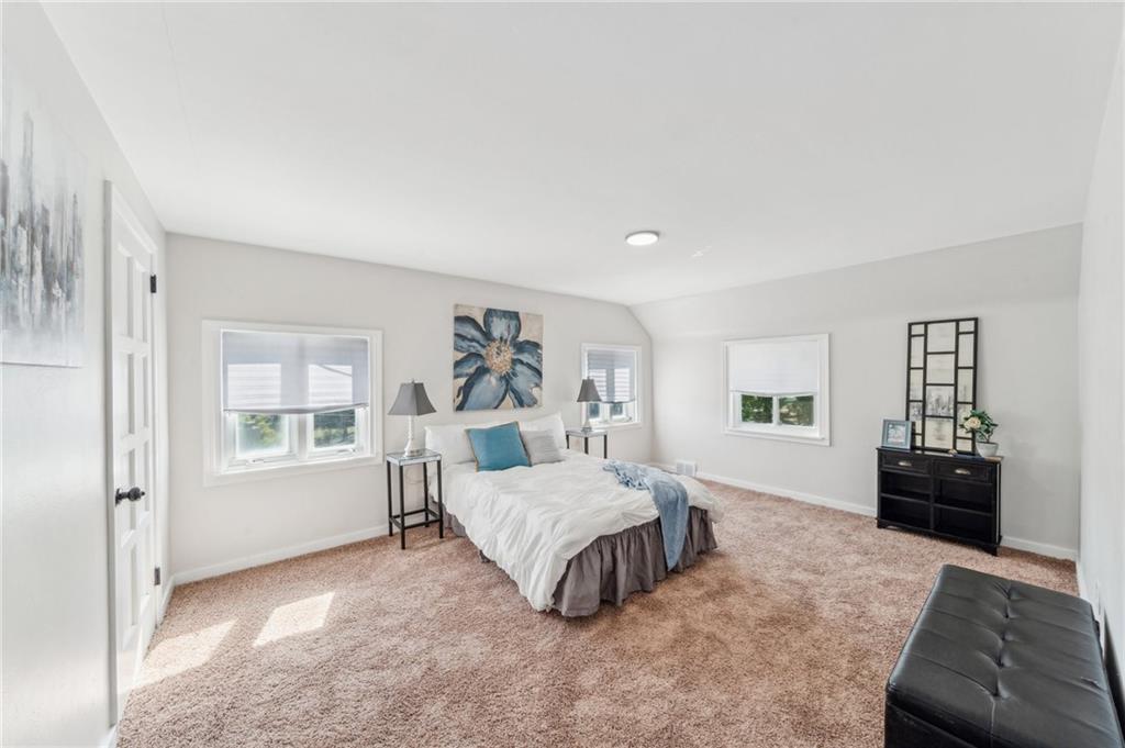 4611 Hamilton Road Pittsburgh, PA 15236 - Photo 15 of 34 Gallery Image 15