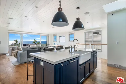 $35,000 | 703 Bayview Drive, Manhattan Beach, CA 90266