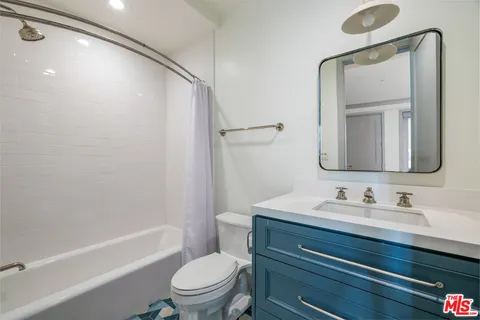 $35,000 | 703 Bayview Drive, Manhattan Beach, CA 90266