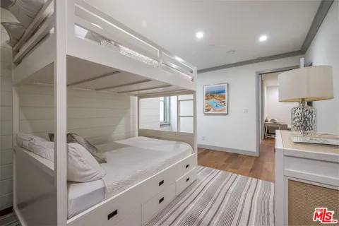 $35,000 | 703 Bayview Drive, Manhattan Beach, CA 90266