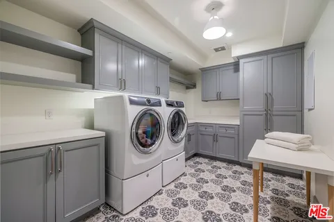 $35,000 | 703 Bayview Drive, Manhattan Beach, CA 90266