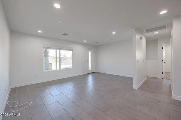 $3,600 | 2651 North 71st Place, Scottsdale, AZ 85251