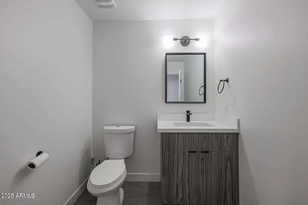 $3,600 | 2651 North 71st Place, Scottsdale, AZ 85251