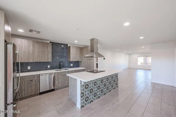 $3,600 | 2651 North 71st Place, Scottsdale, AZ 85251