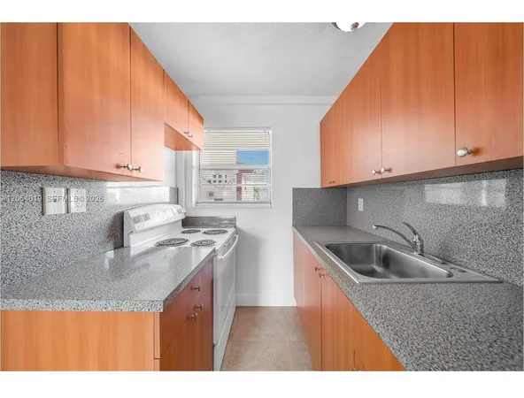 $1,750 | 6270 West Flagler Street, Unit A10, Miami, FL 33144