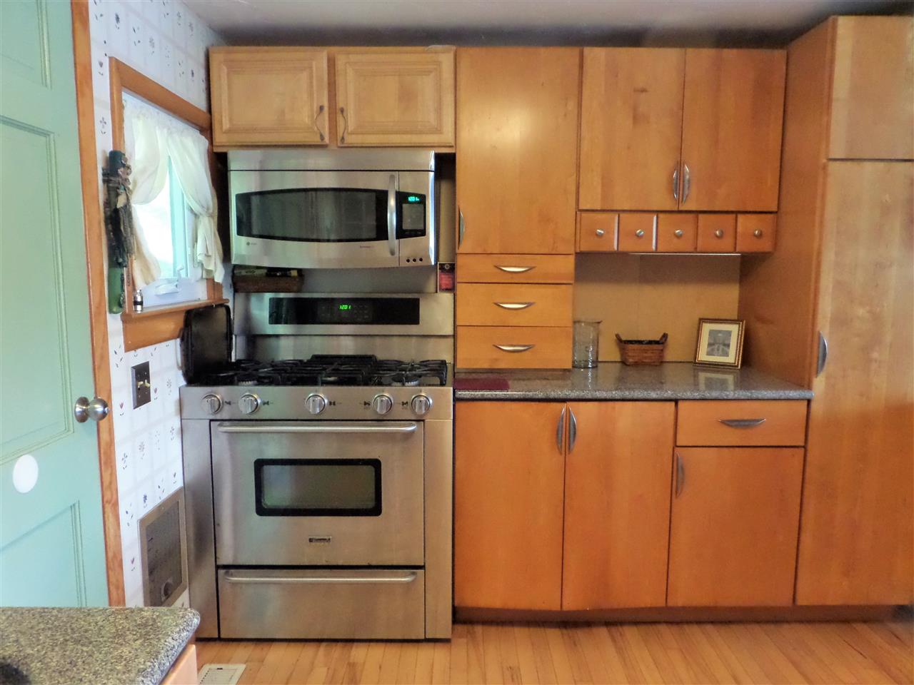985 Halls Lake Road Newbury, VT 05051 - Photo 7 of 17 Gallery Image 7
