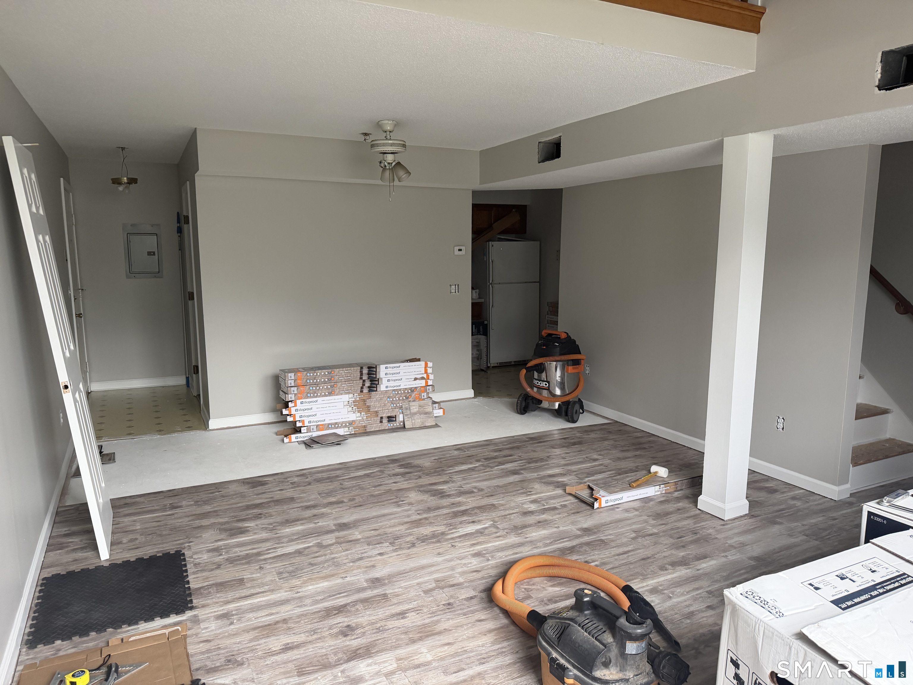 11 Concorde Way, Unit B5 Windsor Locks, CT 06096 - Photo 2 of 9 Gallery Image 2