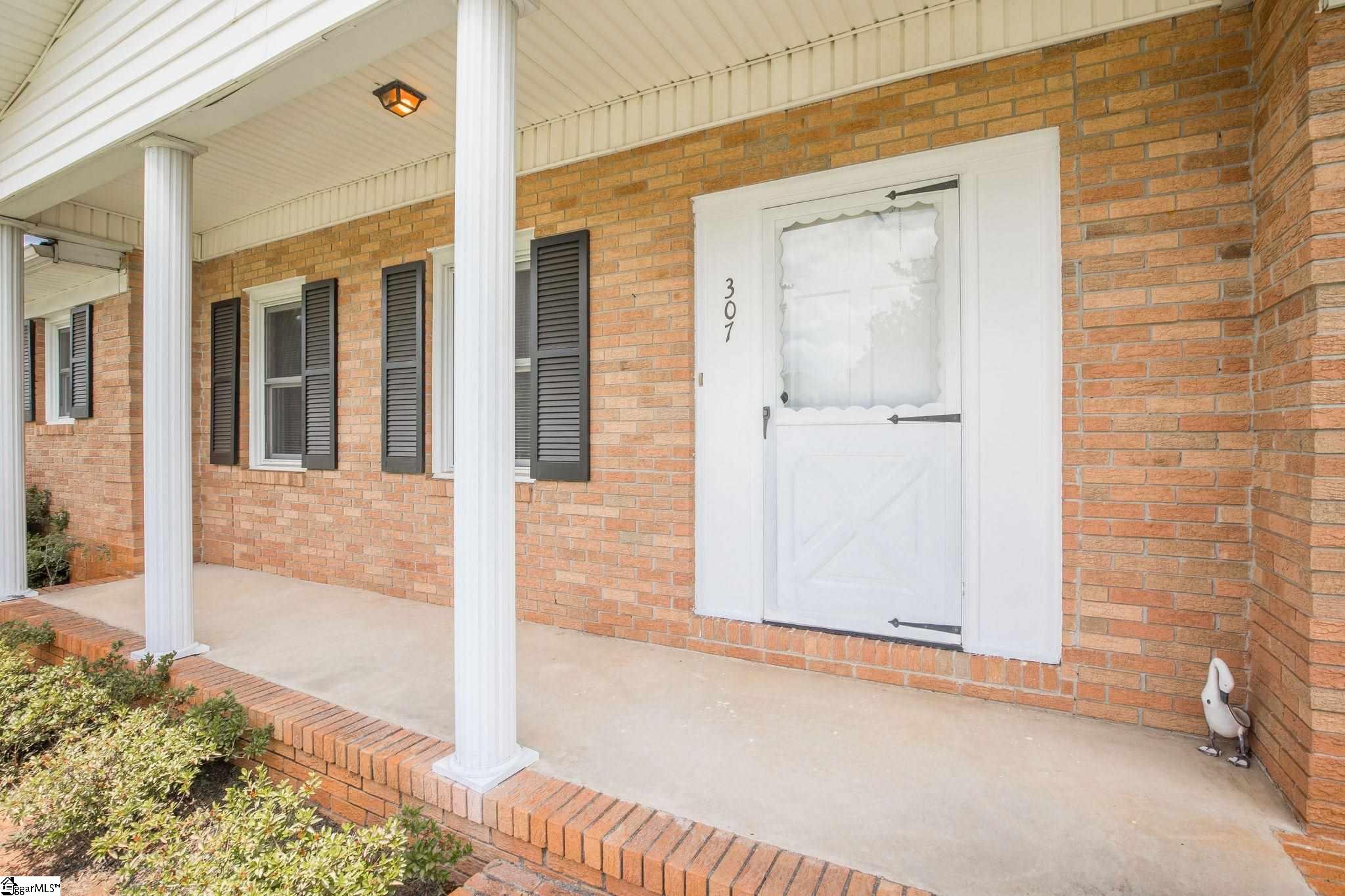 307 Garrett Street Mauldin, SC 29662 - Photo 2 of 34 Gallery Image 2