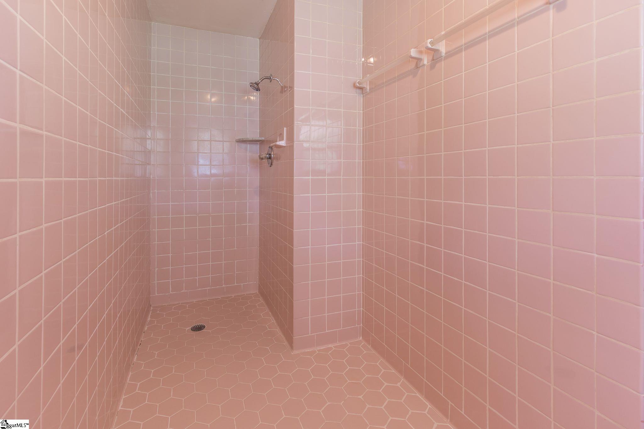 307 Garrett Street Mauldin, SC 29662 - Photo 12 of 34 Gallery Image 12
