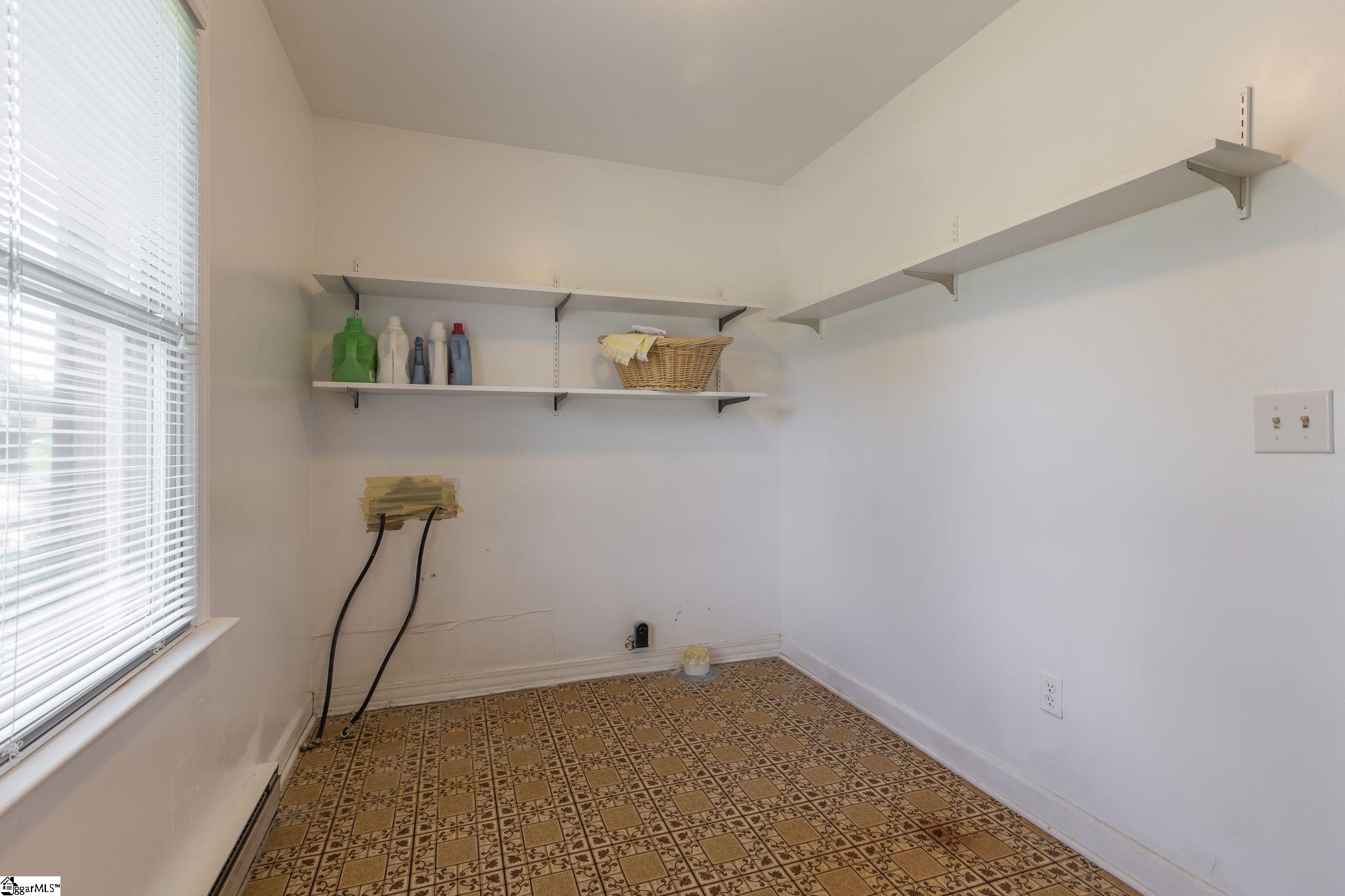 307 Garrett Street Mauldin, SC 29662 - Photo 20 of 34 Gallery Image 20