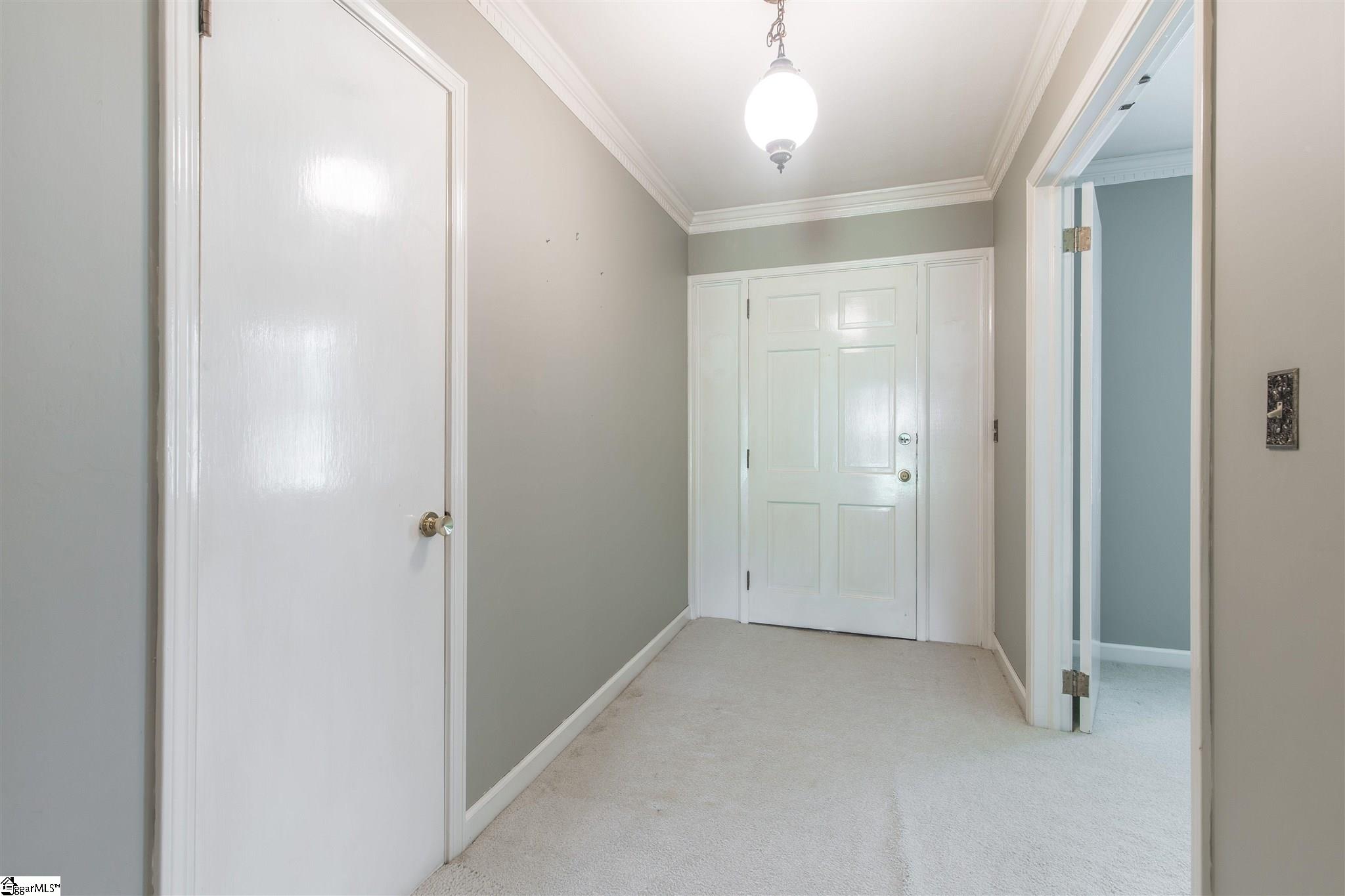 307 Garrett Street Mauldin, SC 29662 - Photo 3 of 34 Gallery Image 3