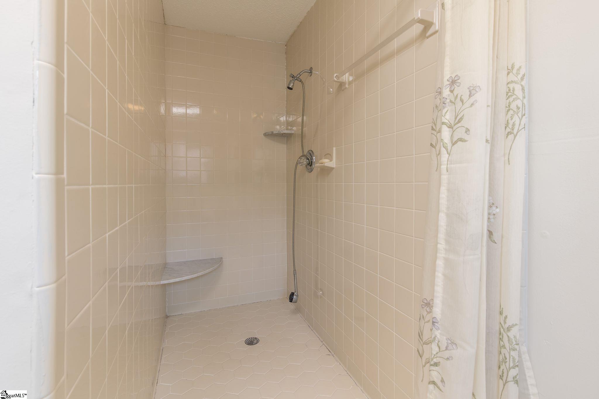 307 Garrett Street Mauldin, SC 29662 - Photo 23 of 34 Gallery Image 23