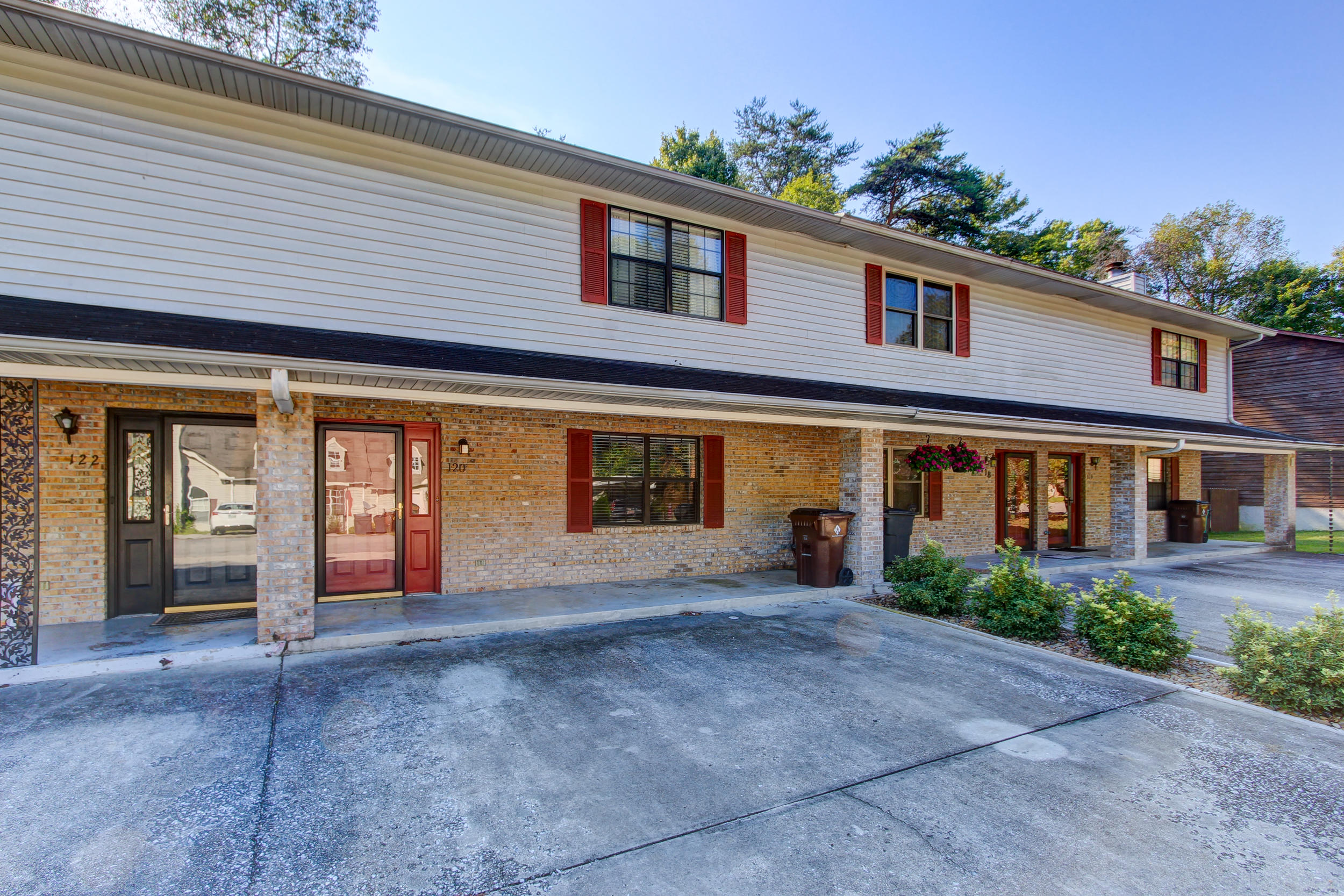 120 High Point Lane Oak Ridge, TN 37830 - Photo 2 of 18 Positive Perceptions-2