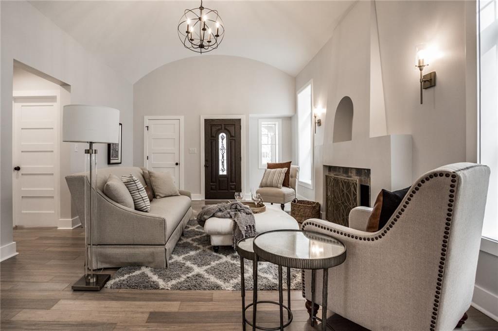 157 Berkley Road Indianapolis, IN 46208 - Photo 4 of 48 Gallery Image 4