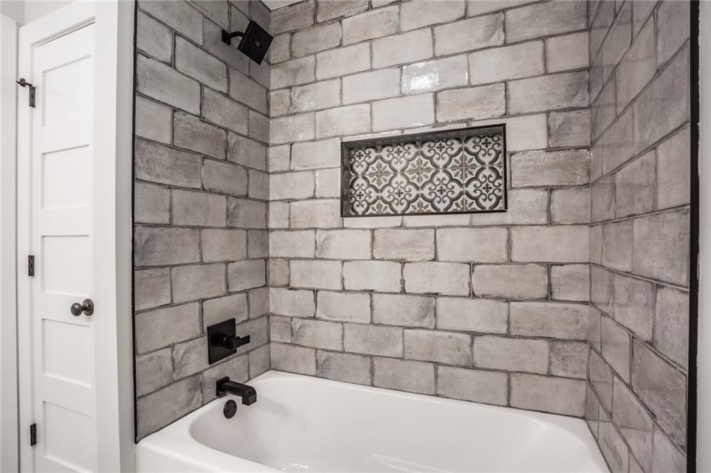 157 Berkley Road Indianapolis, IN 46208 - Photo 31 of 48 Gallery Image 31