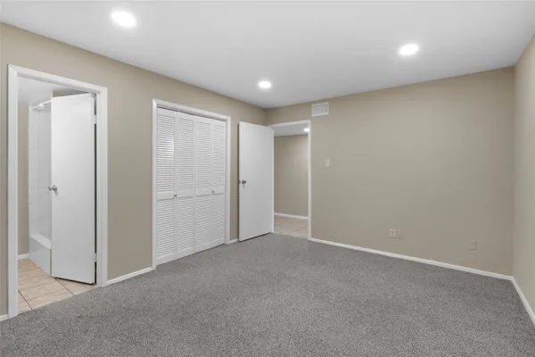 $169,990 | 14911 Wunderlich Drive, Unit 609, Houston, TX 77069