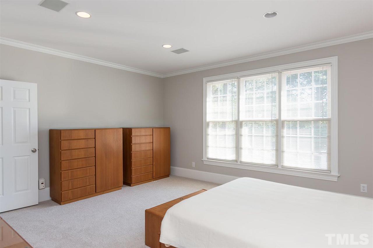 12120 Lockhart Lane Raleigh, NC 27614 - Photo 11 of 25 Gallery Image 11