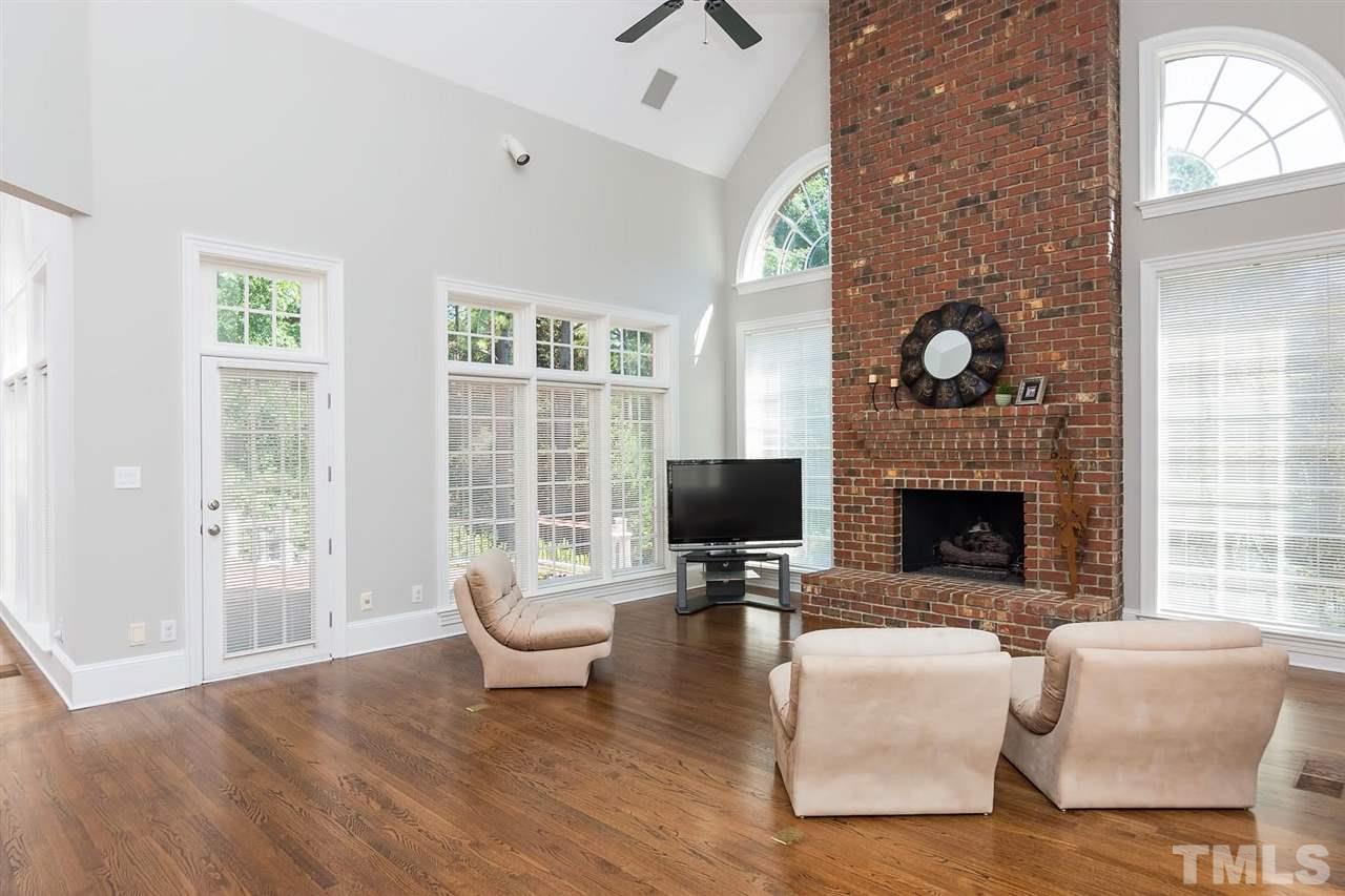 12120 Lockhart Lane Raleigh, NC 27614 - Photo 8 of 25 Gallery Image 8