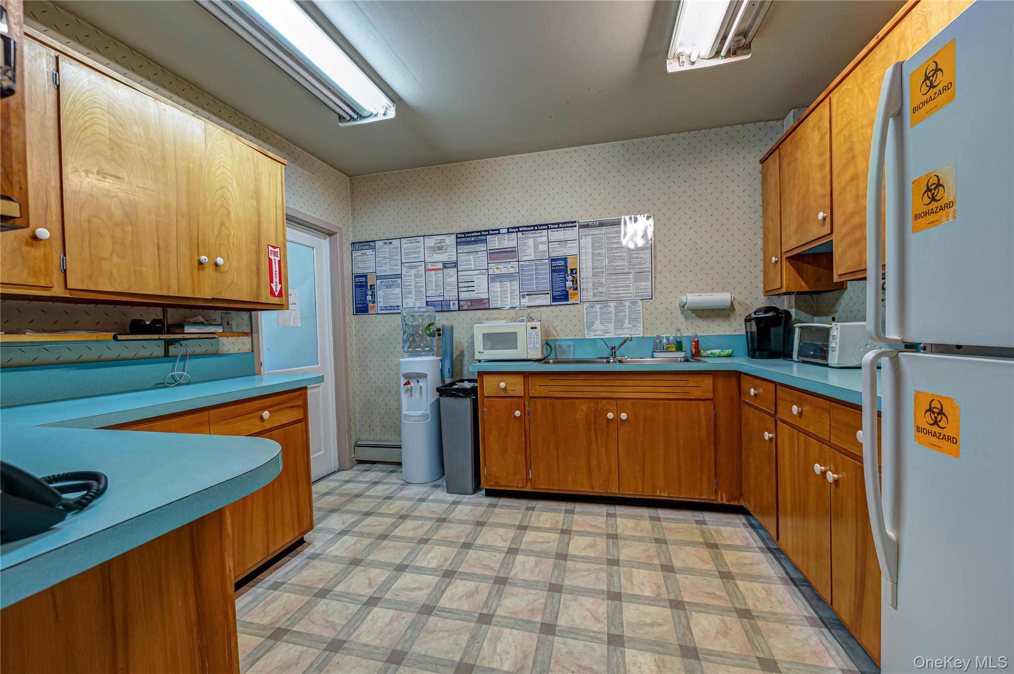 68 Nassau Road Huntington, NY 11743 - Photo 28 of 41 First Floor Office Kitchenette