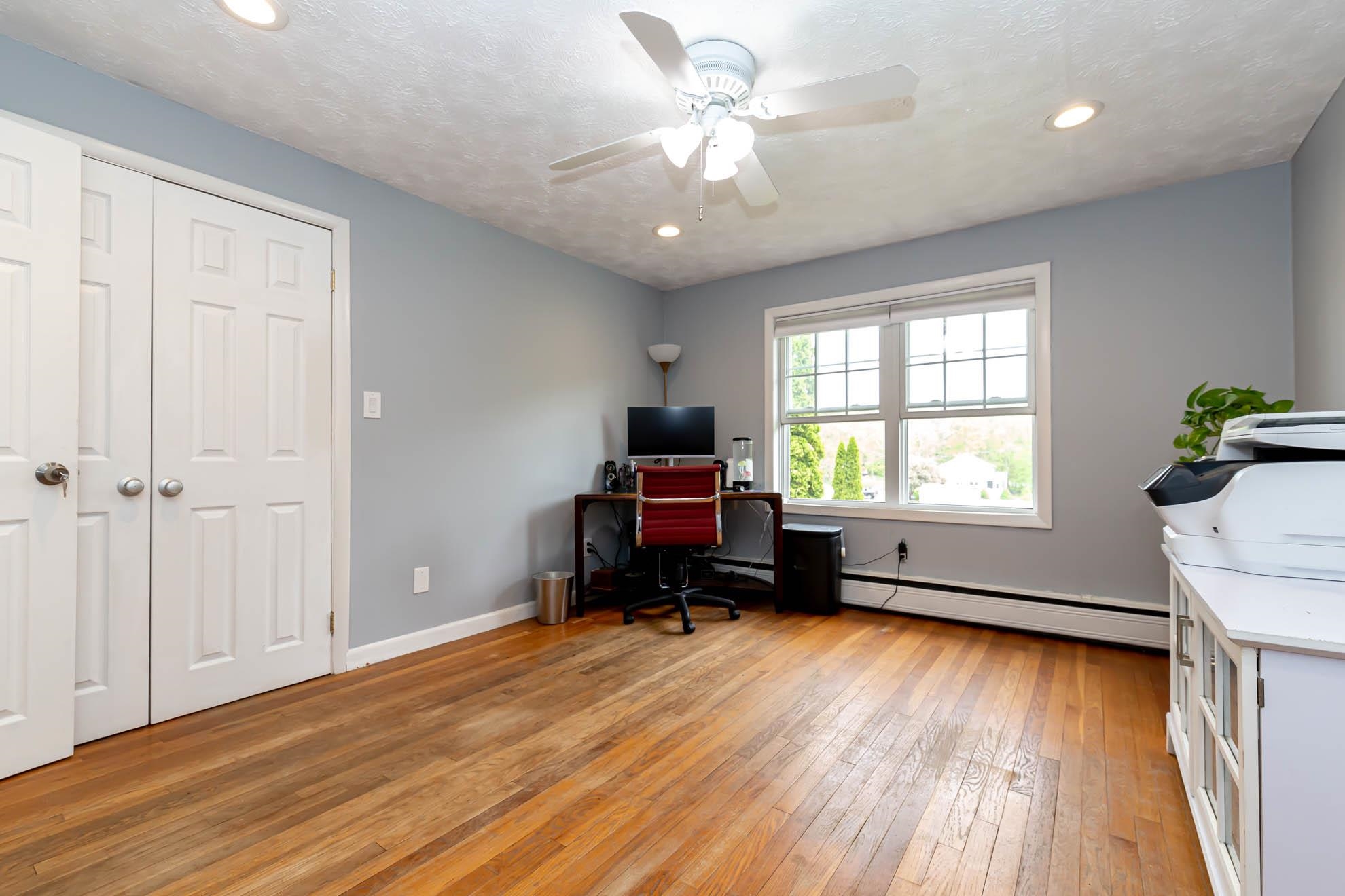 169 Marsh Road Pelham, NH 03076 - Photo 25 of 34