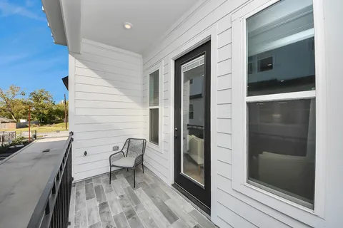 $375,000 | 719 Marcella Street, Unit A, Houston, TX 77091