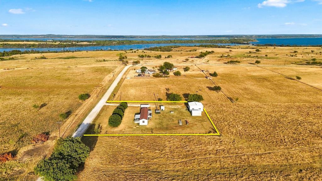 934 Elm Grove Road Valley View, TX 76272 - Photo 3 of 30 Gallery Image 3