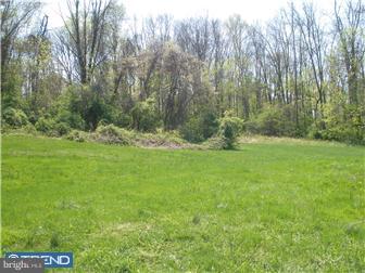 110 Locksley Road Glen Mills, PA 19342 - Photo 6 of 7 View