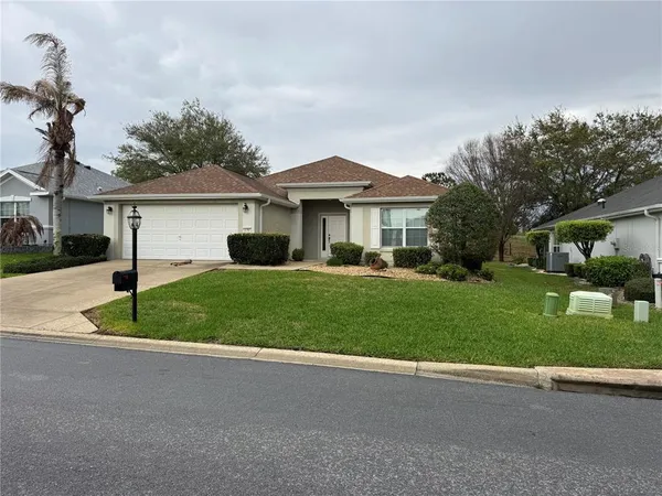 $329,000 | 12767 Southeast 97th Terrace Road, Summerfield, FL 34491