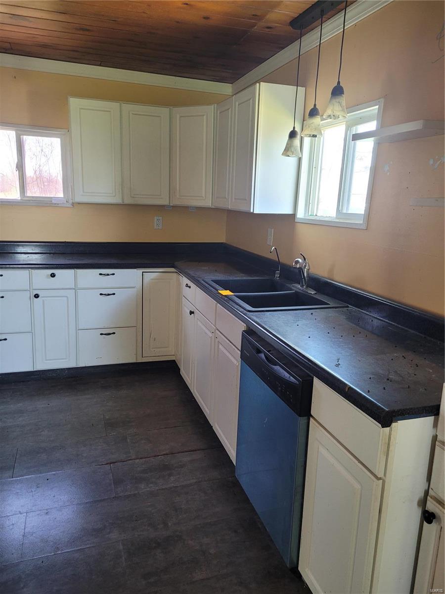 29198 Quarton Road Palmyra, IL 62674 - Photo 13 of 28