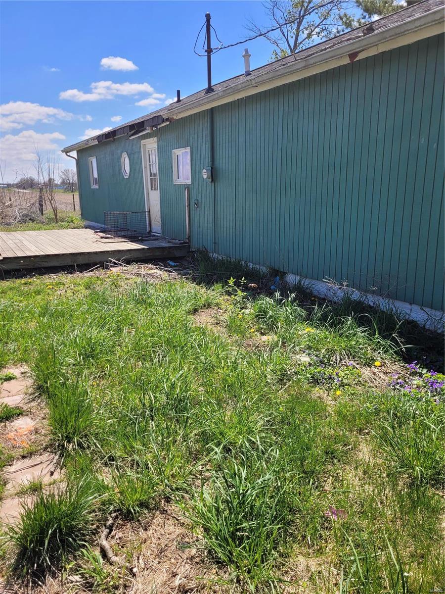 29198 Quarton Road Palmyra, IL 62674 - Photo 7 of 28