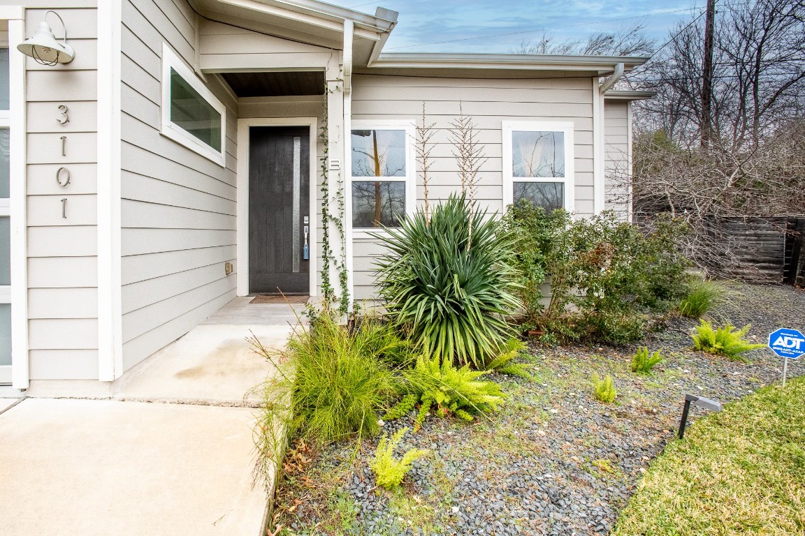 3101 Sunnylawn Circle, Unit B Austin, TX 78723 - Photo 26 of 28 View of exterior entry