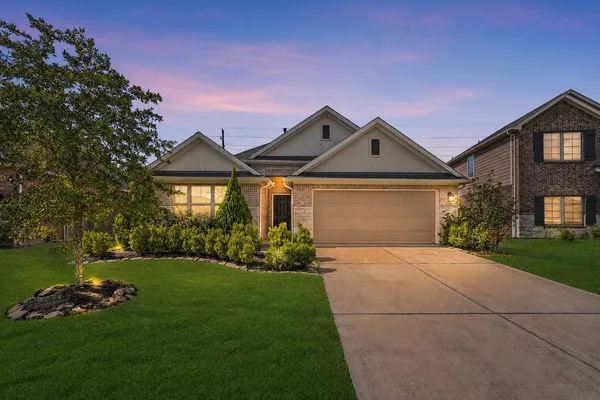 $365,000 | 1943 Village Orchard Lane, Brookshire, TX 77423