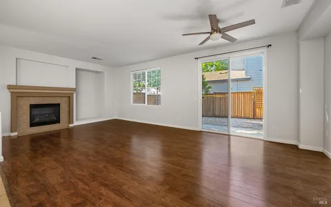 $708,000 | 1707 St Anthony Way, Santa Rosa, CA 95404