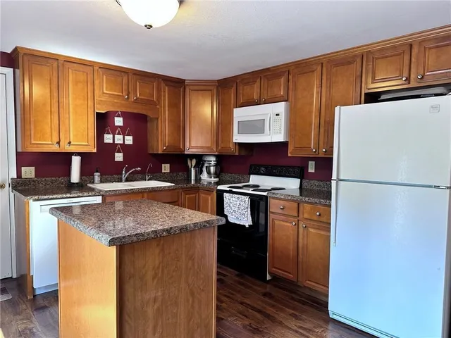 $200,000 | 810 East 1st Street, Maryville, MO 64468