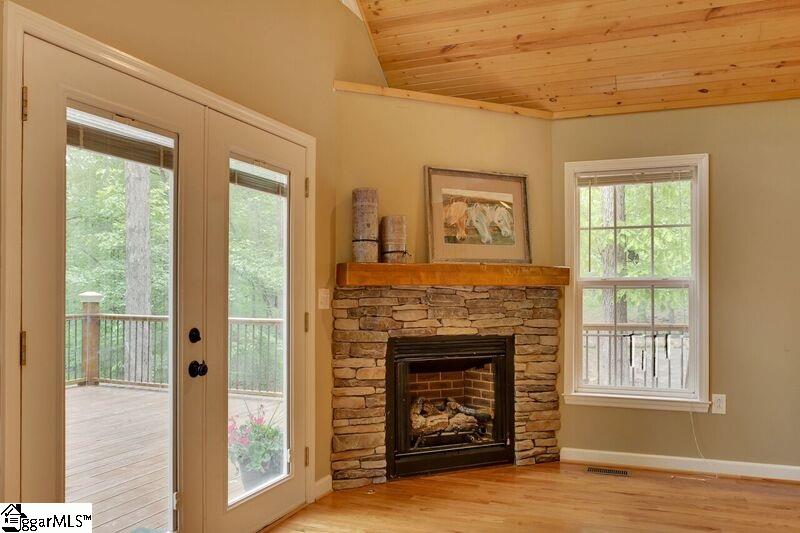 229 Capps Road Fair Play, SC 29643 - Photo 11 of 36 Gallery Image 11