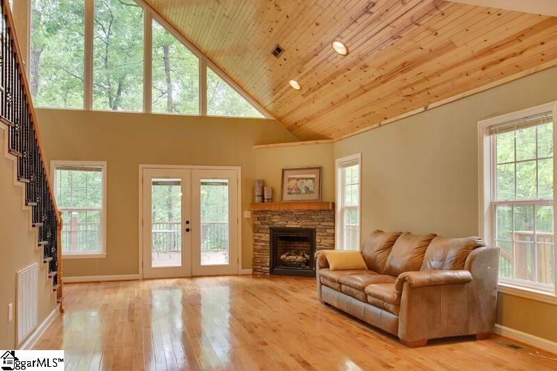 229 Capps Road Fair Play, SC 29643 - Photo 12 of 36 Gallery Image 12