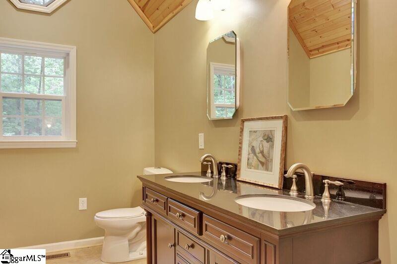 229 Capps Road Fair Play, SC 29643 - Photo 24 of 36 Gallery Image 24