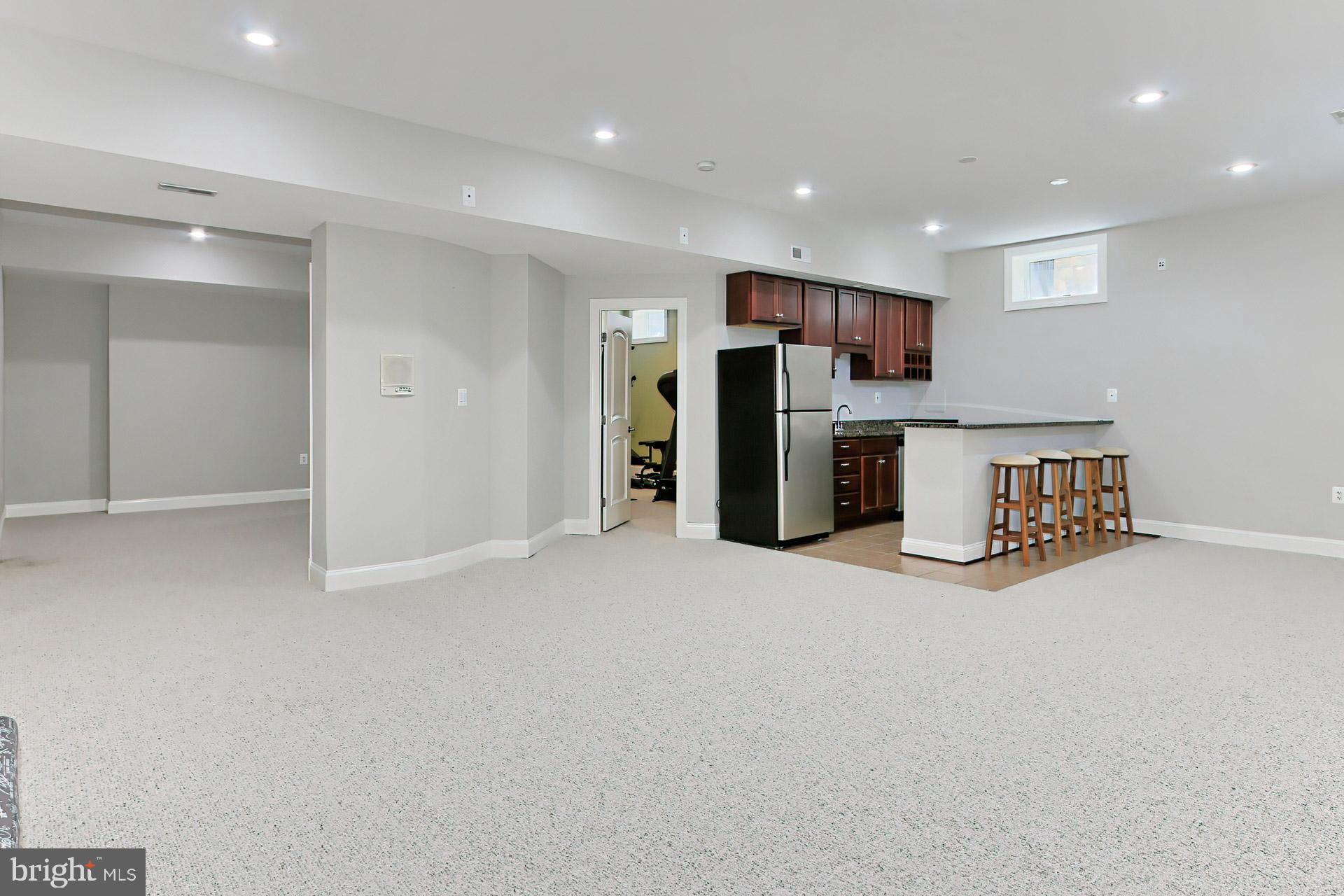 9346 Campbell Road Vienna, VA 22182 - Photo 50 of 63