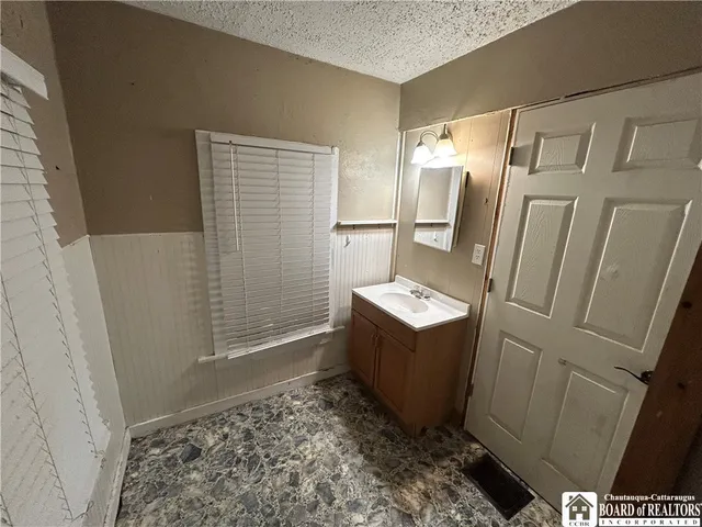 $69,900 | 12258 Highway 39, Perrysburg, NY 14129