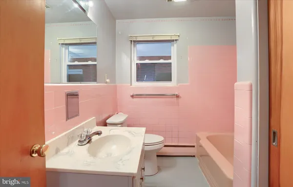 $264,900 | 3802 Darby Road, Harrisburg, PA 17109