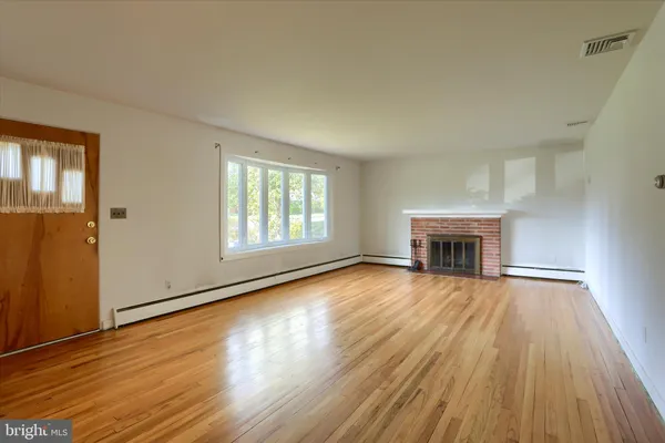$264,900 | 3802 Darby Road, Harrisburg, PA 17109