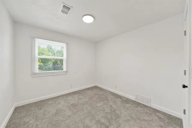 $675,000 | 2201 Twin Oaks Drive, Harrisonville, MO 64701