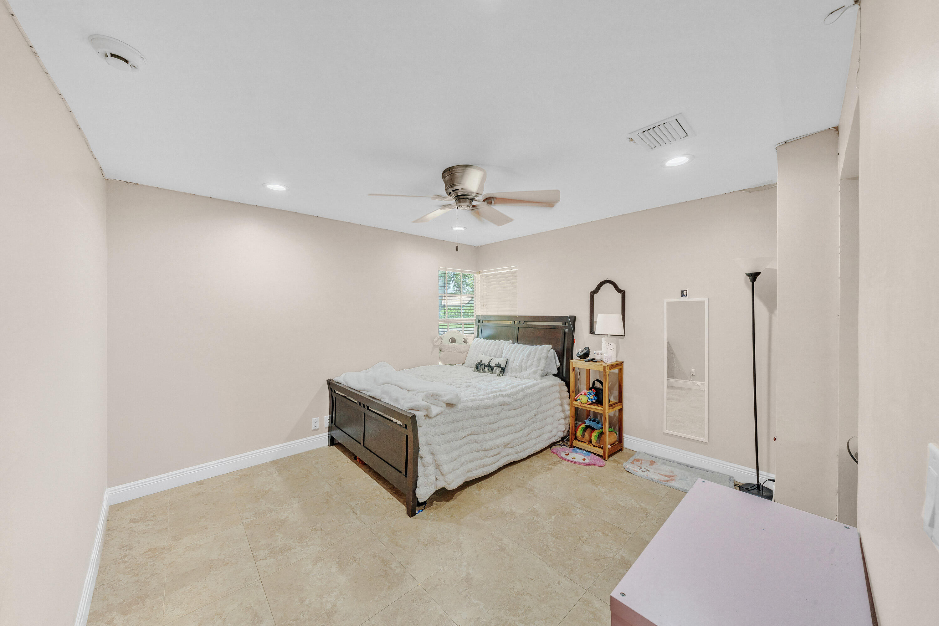 5844 Pinebrook Drive Boca Raton, FL 33433 - Photo 28 of 104 10 Guest BedroomA (1)