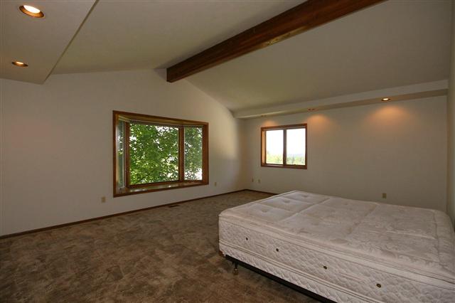 6222 South Dearborn Road Spokane, WA 99223 - Photo 4 of 8