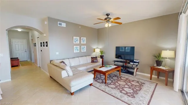 $5,000 | 2730 Cypress Trace Circle, Unit 2828, Naples, FL 34119