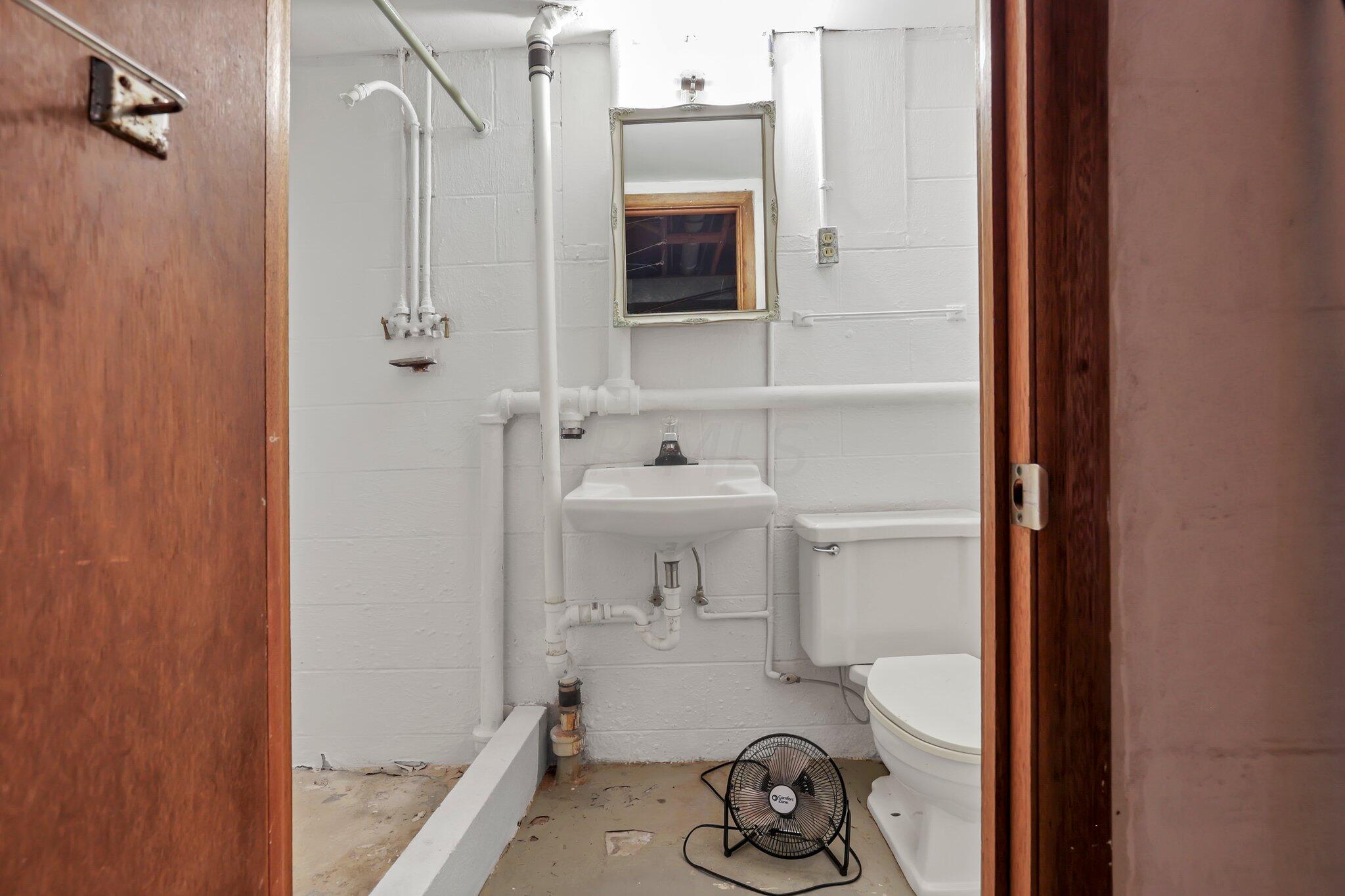 781-783 South Kellner Road Columbus, OH 43209 - Photo 57 of 59 60-web-or-mls-0N4A2204