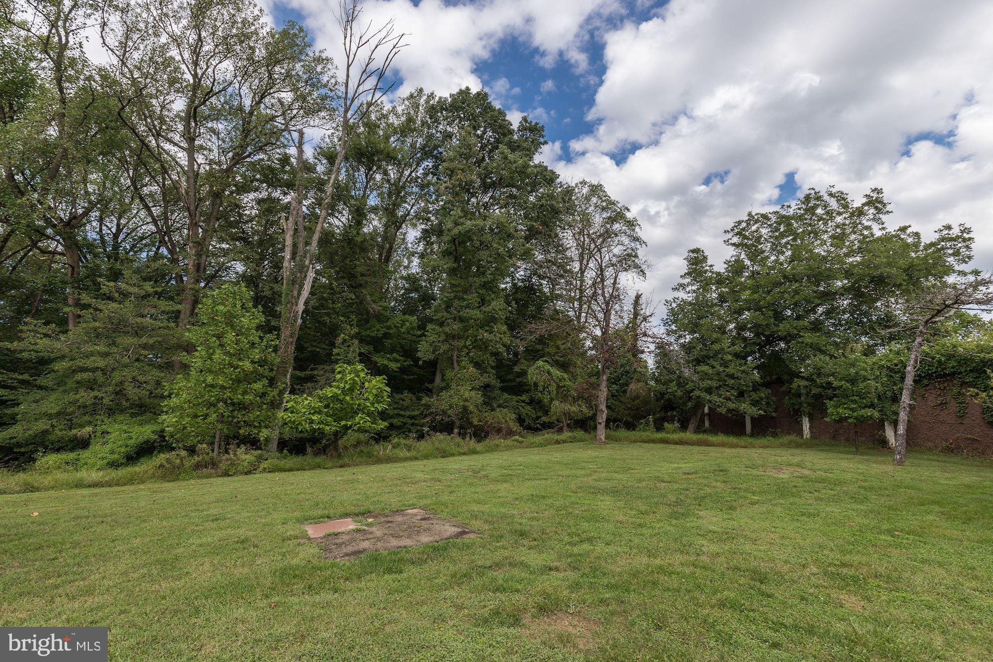 3890 View Top Road Ellicott City, MD 21042 - Photo 9 of 19